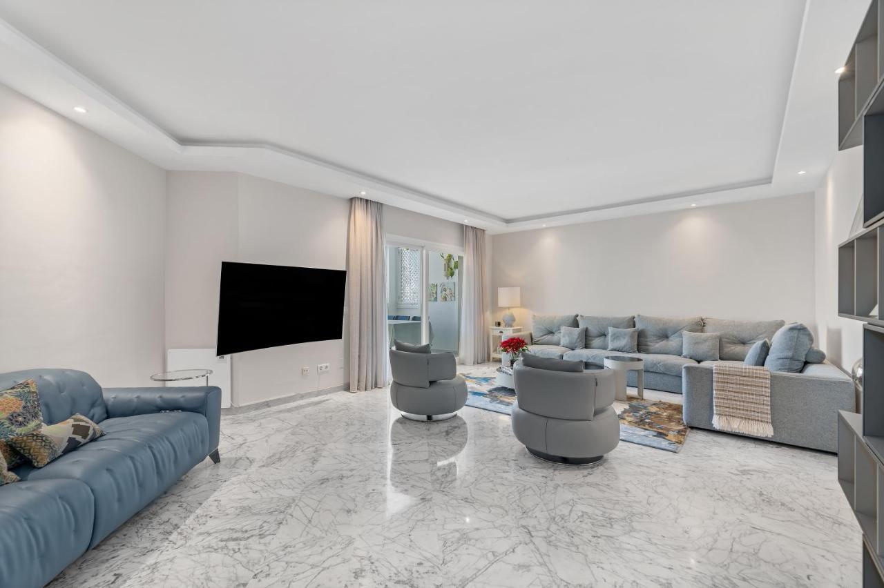 Lejlighed Modern And Large In The Heart Of Puerto Banus